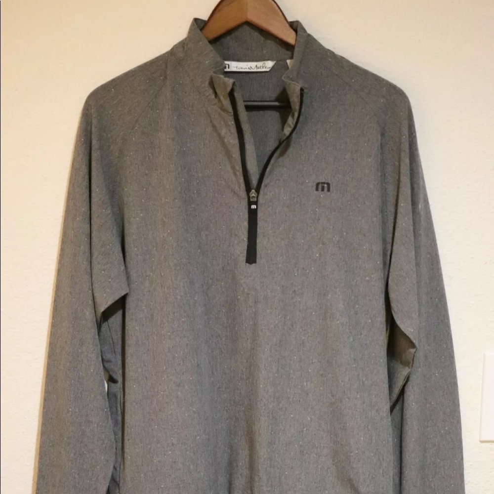 Travis Mathew Grey Pullover Medium